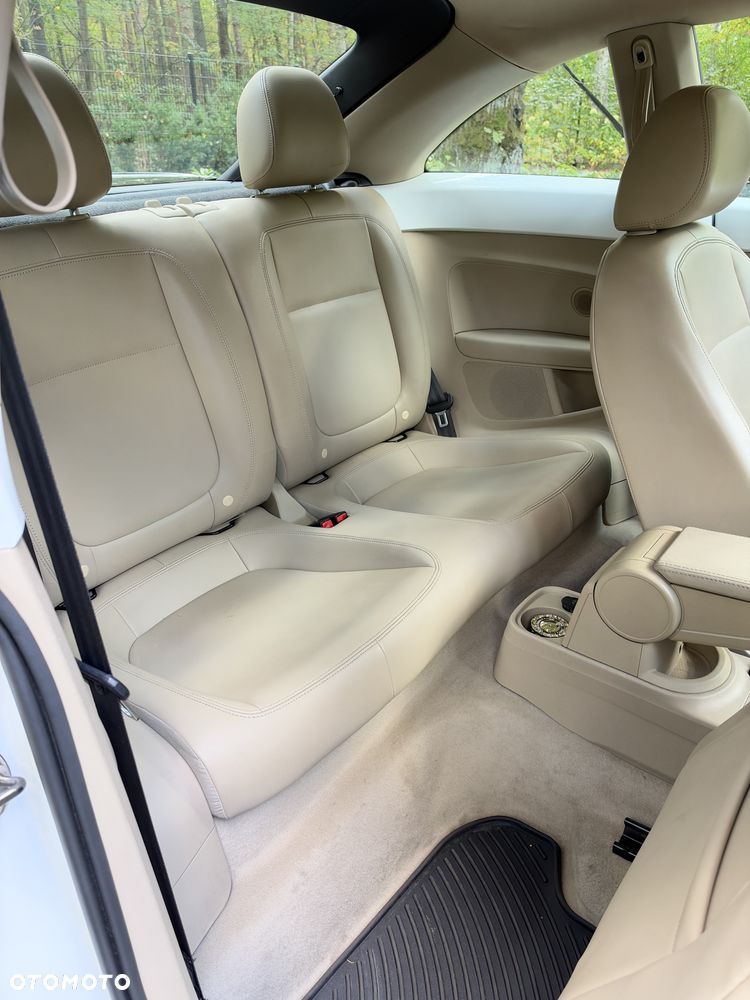 Volkswagen Beetle 2.5 - 17