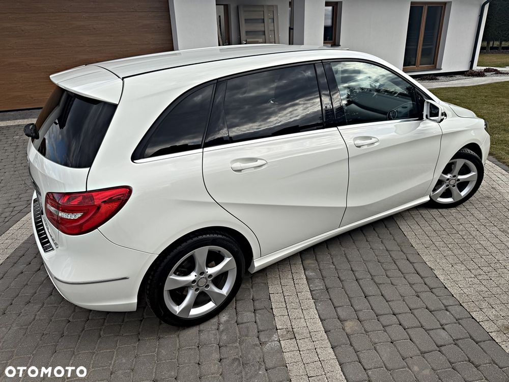 Mercedes-Benz Klasa B 200 BlueEFFICIENCY Edition 1 - 11