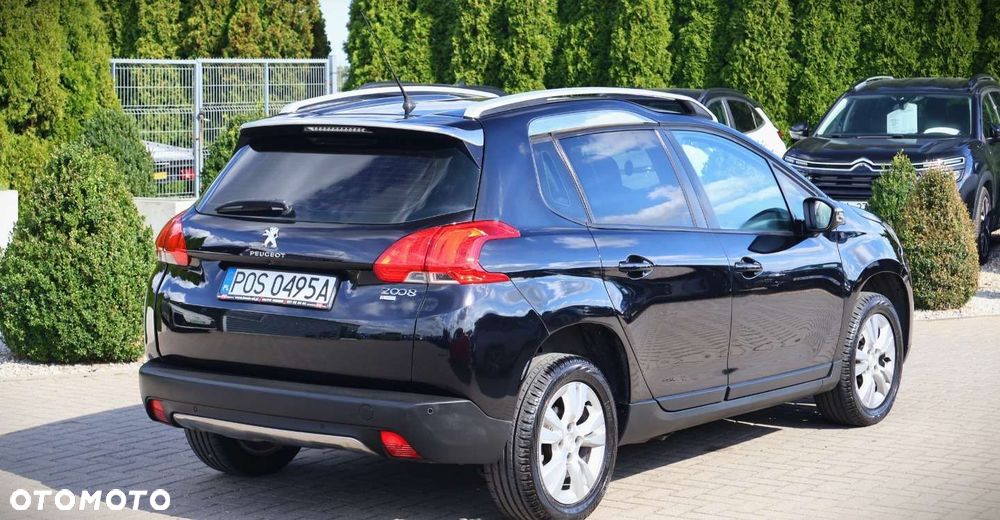 Peugeot 2008 - 6