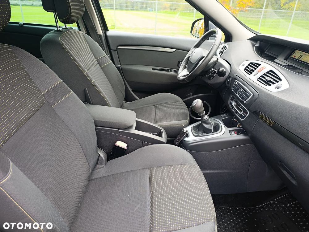 Renault Scenic 1.4 16V TCE Expression - 18