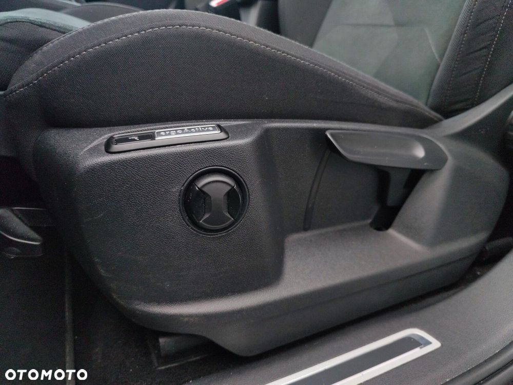 Volkswagen Tiguan Allspace 2.0 TDI 4Mot Elegance DSG - 12