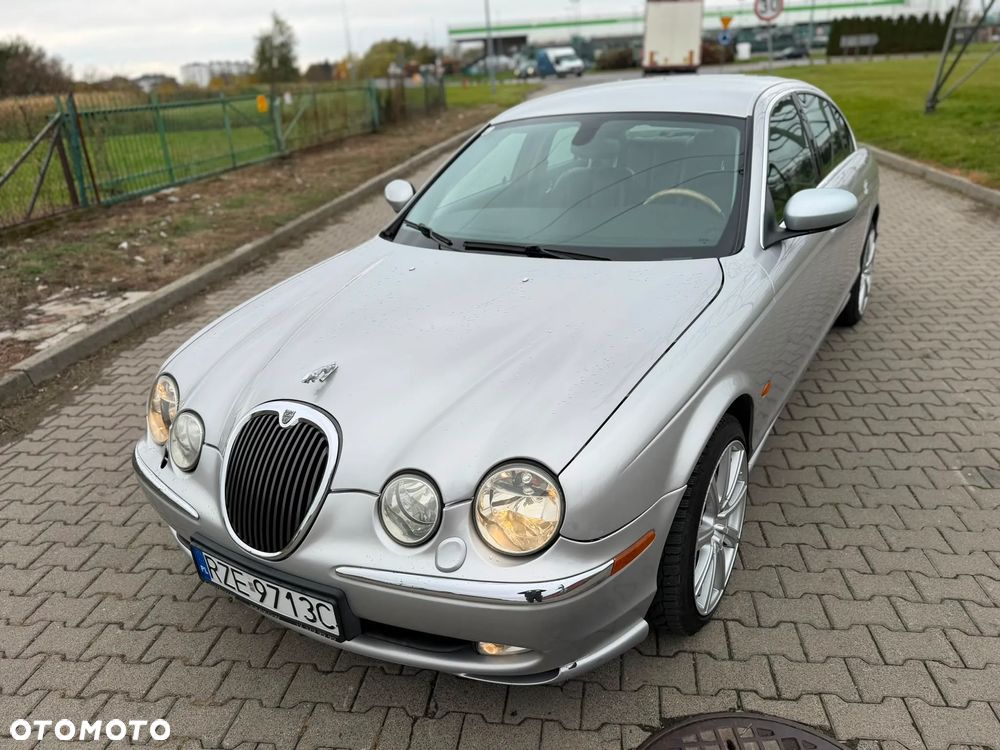 Jaguar S-Type - 1
