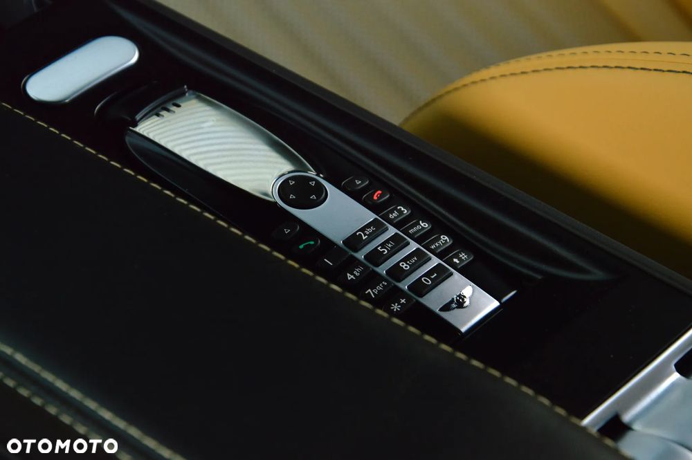 Bentley Continental GT V8 - 26