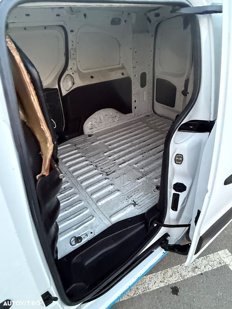 Peugeot Partner - 11