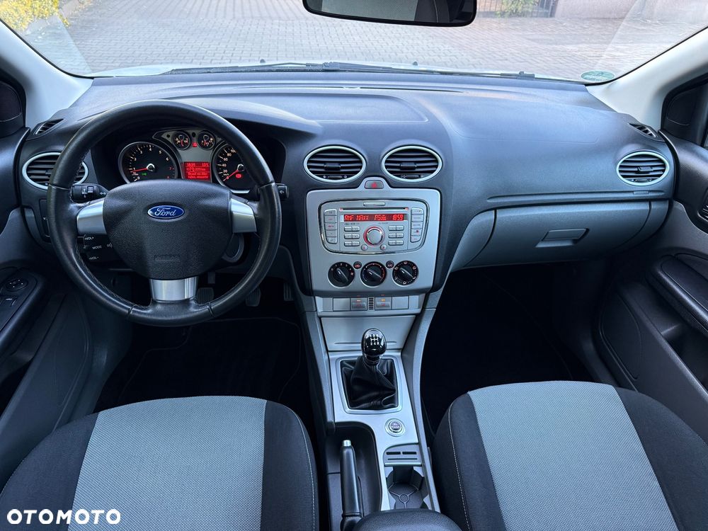 Ford Focus 1.6 Comfort X / 100 - 30