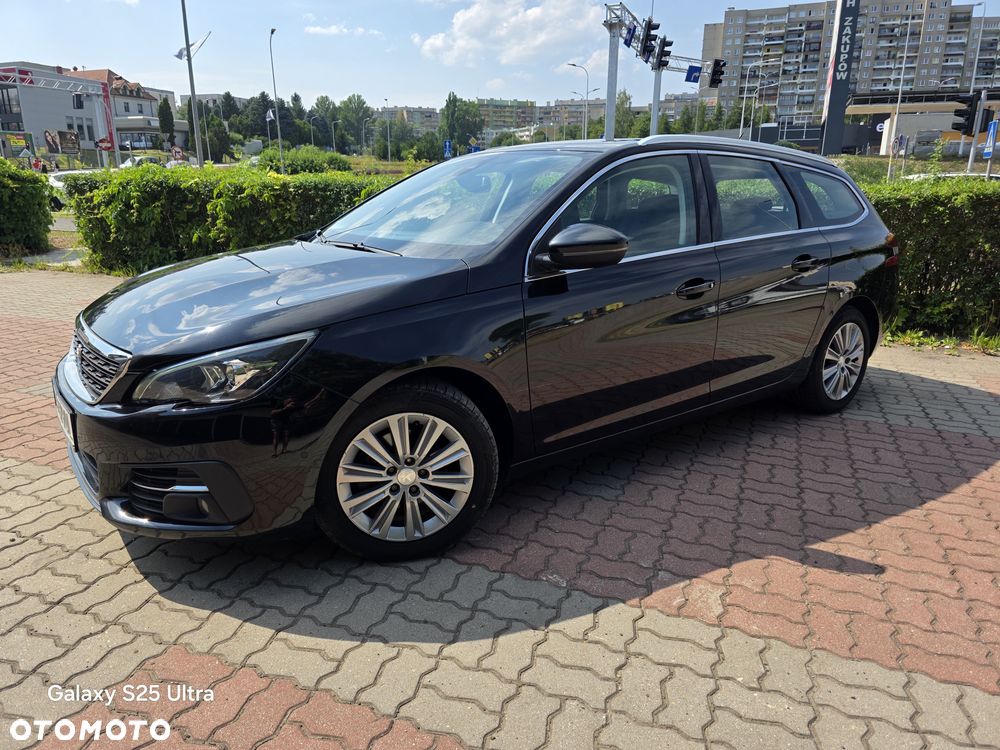 Peugeot 308 BlueHDi 130 Stop & Start Allure Pack - 31