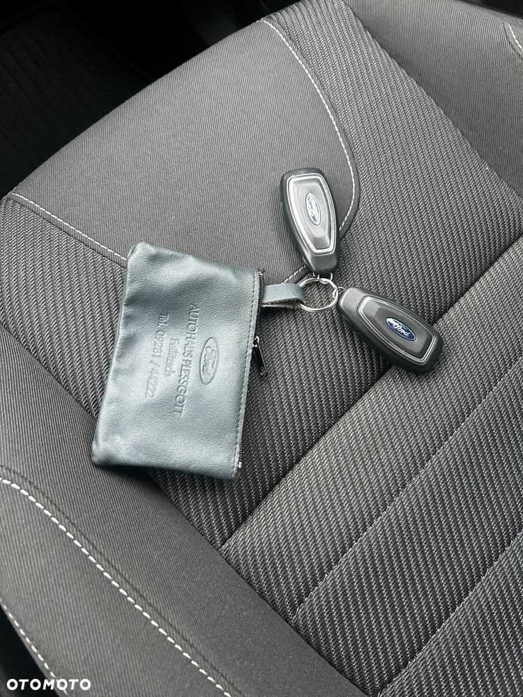 Ford Kuga 1.6 EcoBoost 2x4 Individual - 35