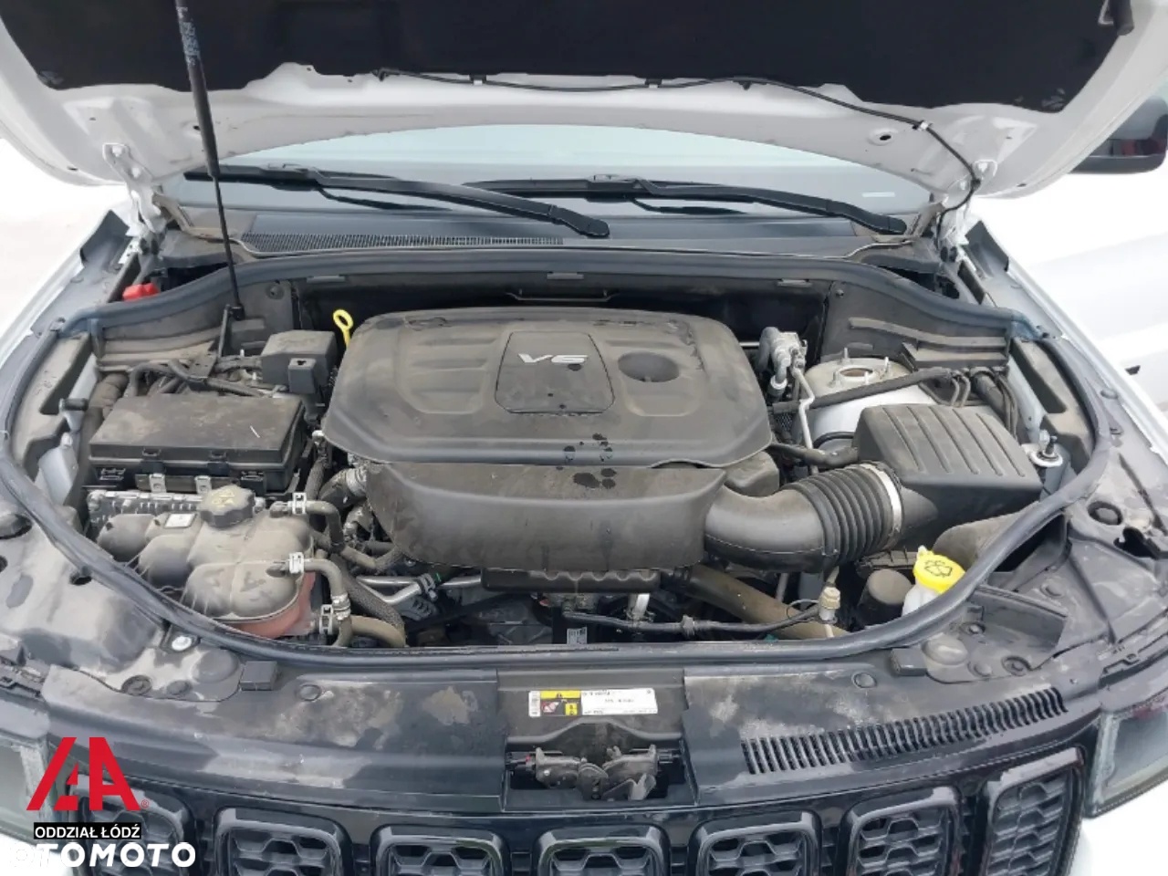 Jeep Grand Cherokee - 11