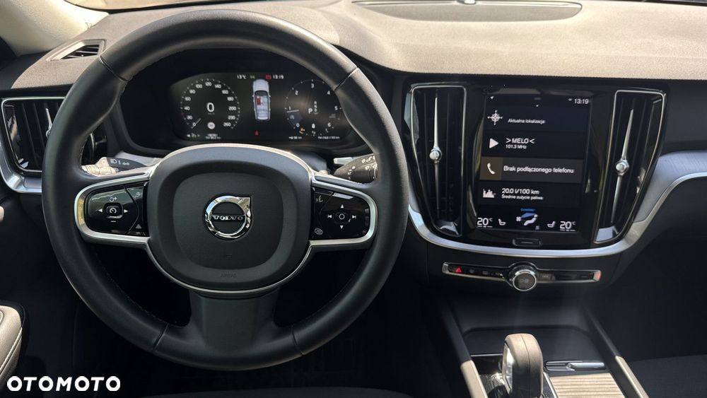 Volvo V60 Cross Country - 11
