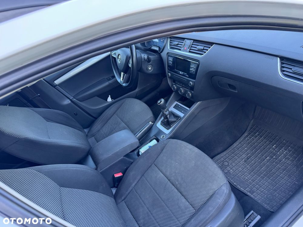 Skoda Octavia 1.6 TDI Ambition - 14