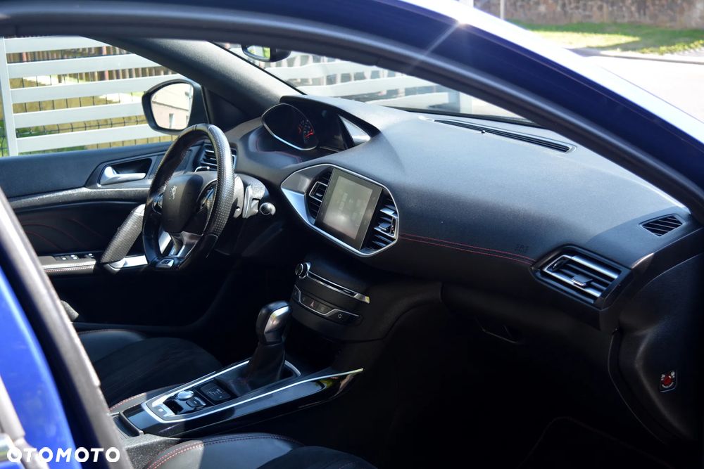 Peugeot 308 - 11