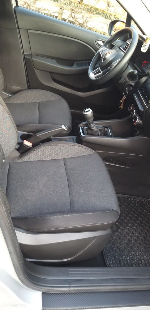 Renault Clio 1.0 TCe Evolution - 17