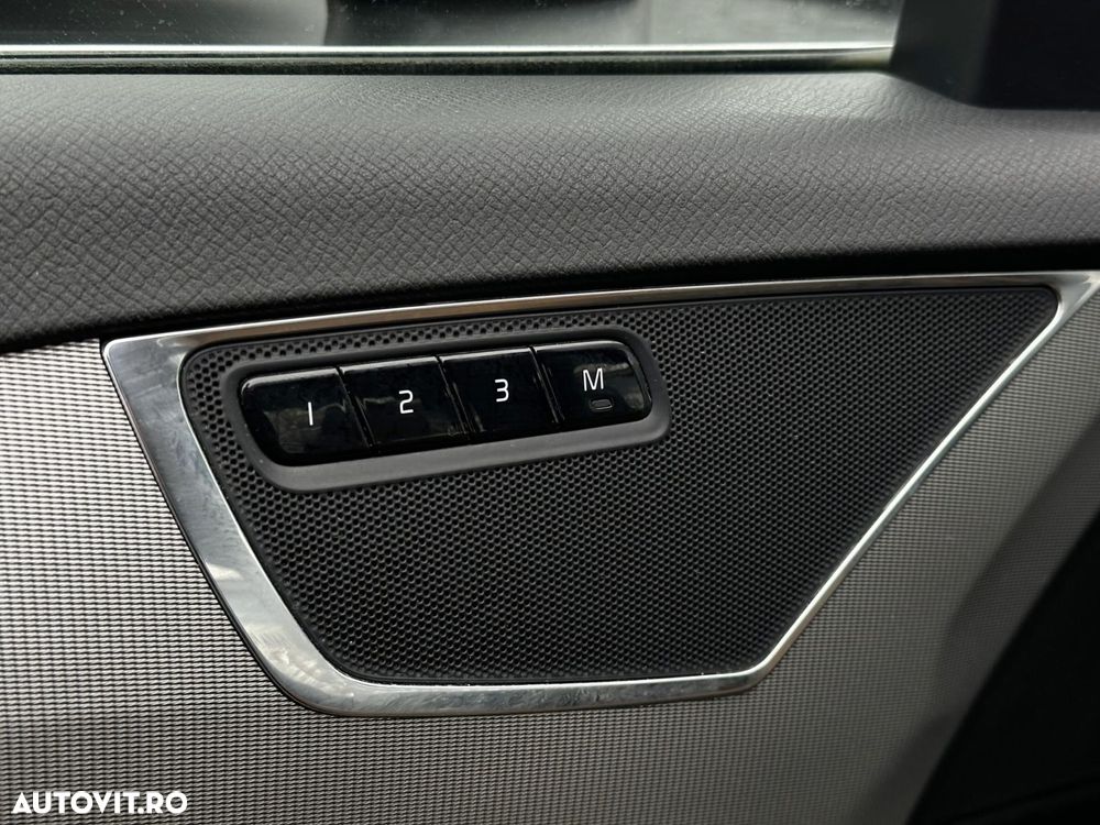 Volvo XC 90 D5 AWD Inscription - 28
