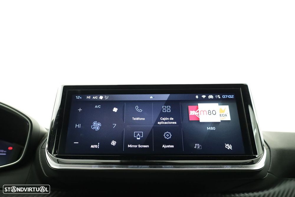 Peugeot e-2008 54 kWh Allure - 11