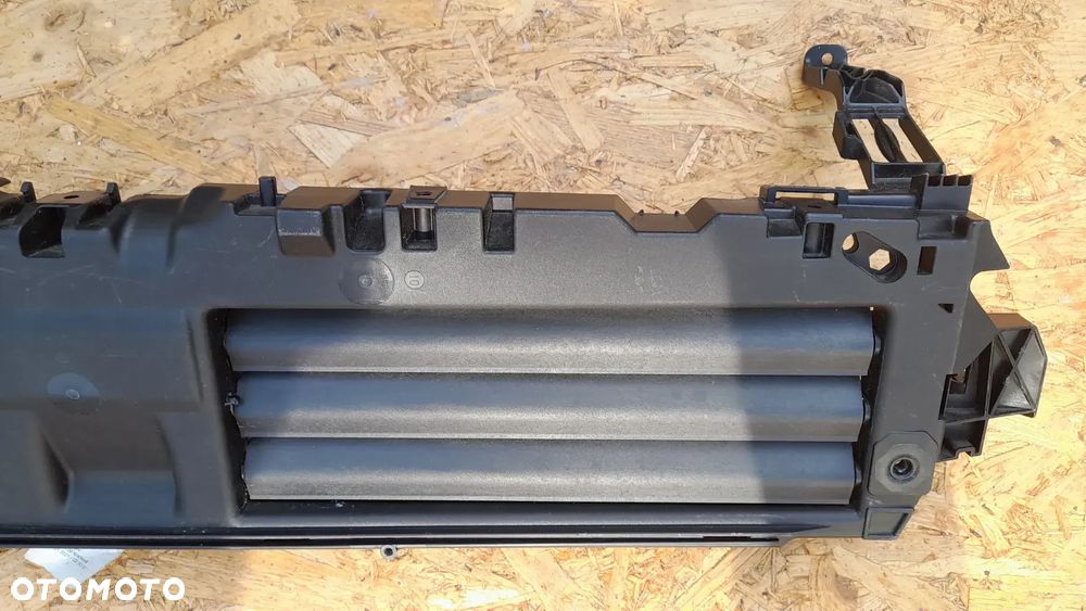 Audi A4 B9 KIEROWNICA POWIETRZA ŻALUZJA 8W0971277 8W0807771 - 4