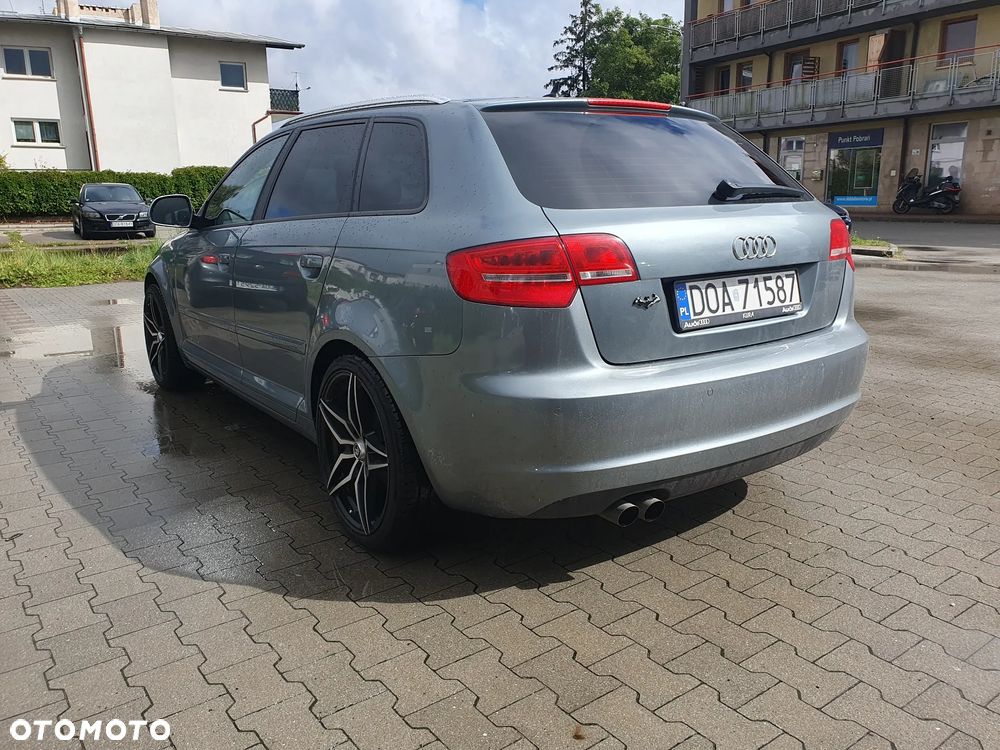 Audi A3 Sportback 2.0 TDI Ambiente - 4