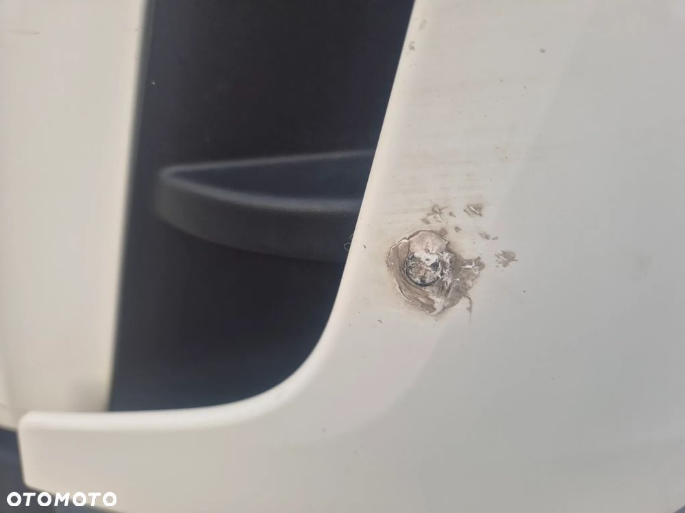 MASKA ATRAPA GRILL BIAŁA MAN TGL TGM EURO 6 - 2