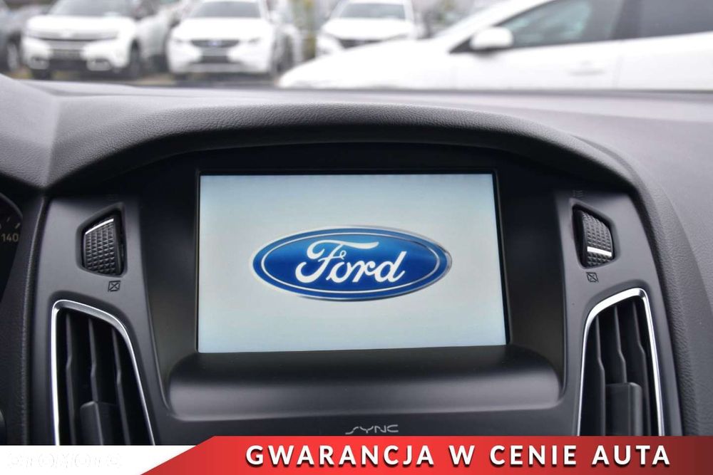 Ford Focus 1.0 EcoBoost Titanium - 18