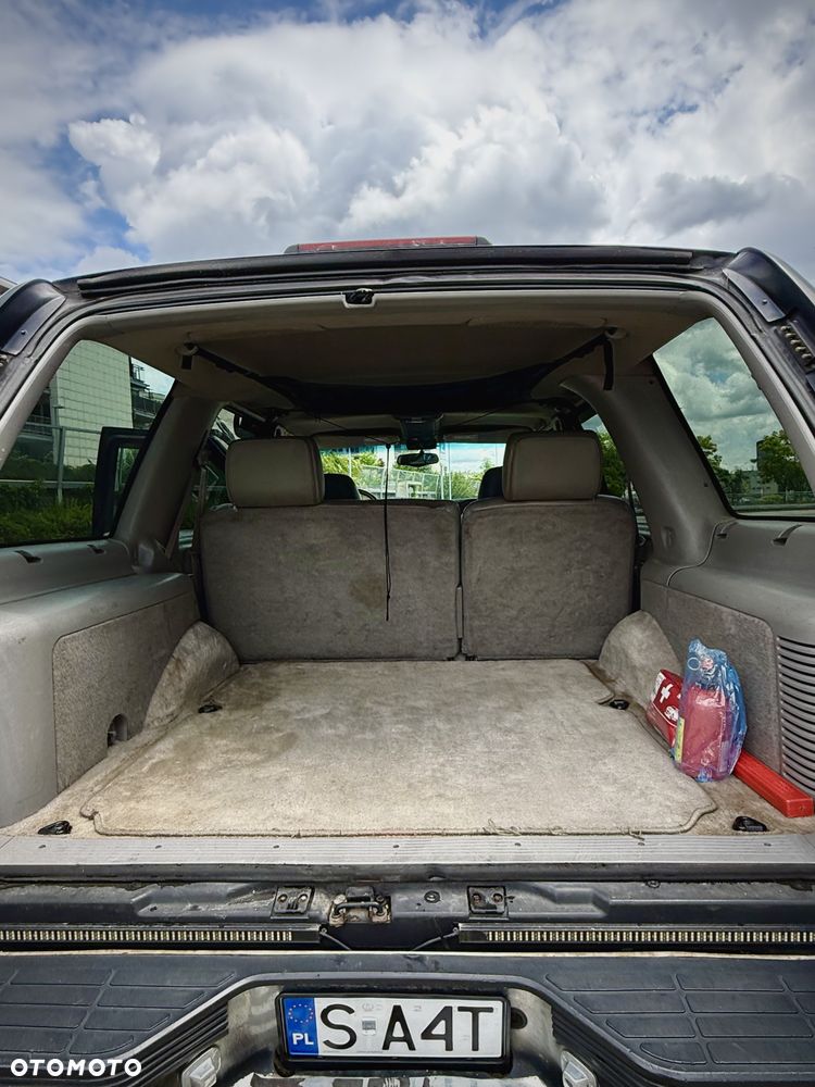 Chevrolet Tahoe - 13