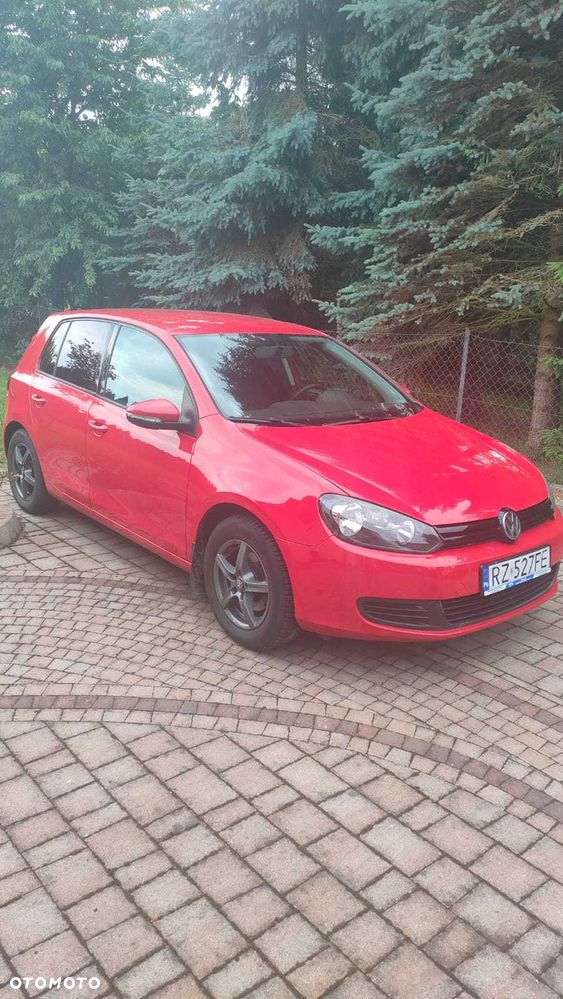 Volkswagen Golf - 2