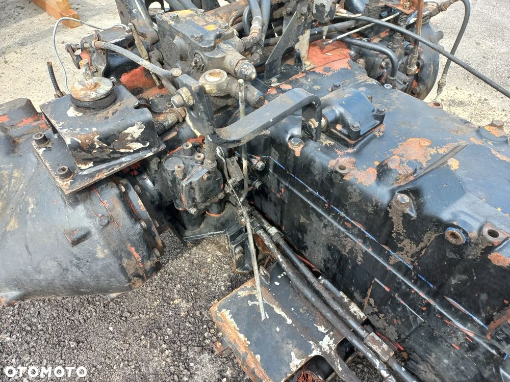 case 1694,1494, hydra shift,skrzynia,silnik,most,1394,dawid brown,1594,carraro 709/19,wałek,koło zębate,kosz,wom,wał,pompa,blok, - 5