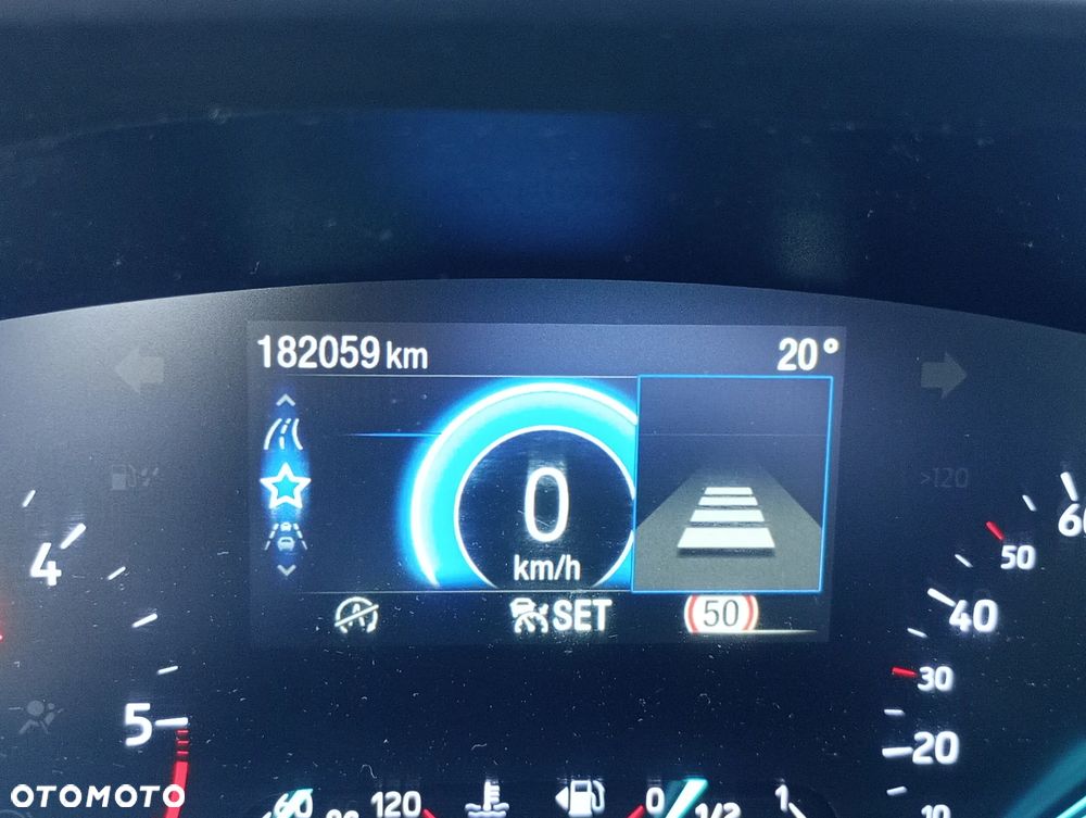 Ford Focus 1.5 EcoBlue Start-Stopp-System TITANIUM STYLE - 23