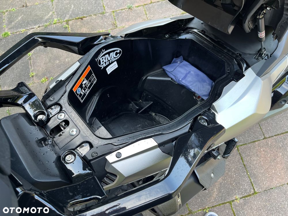 Honda NSS - 9