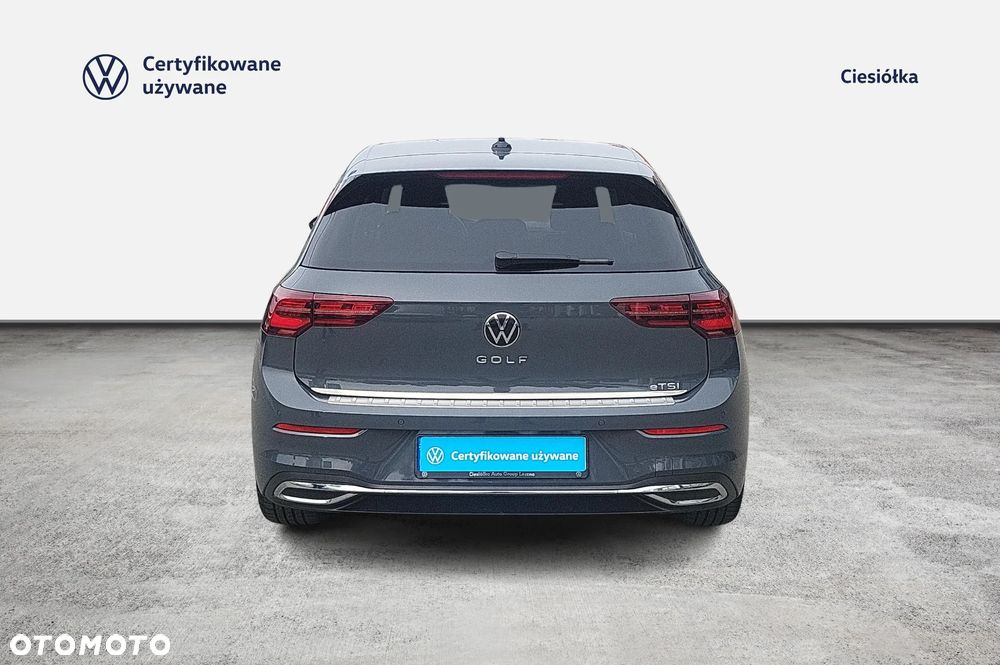 Volkswagen Golf - 11