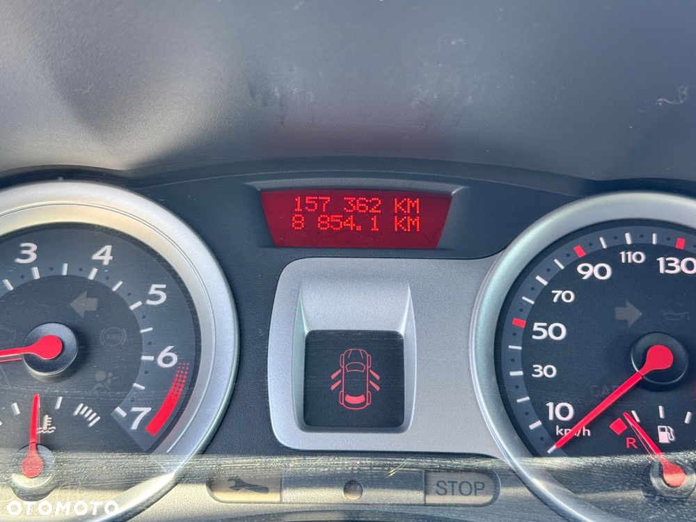 Renault Clio 1.2 16V Dynamique - 10