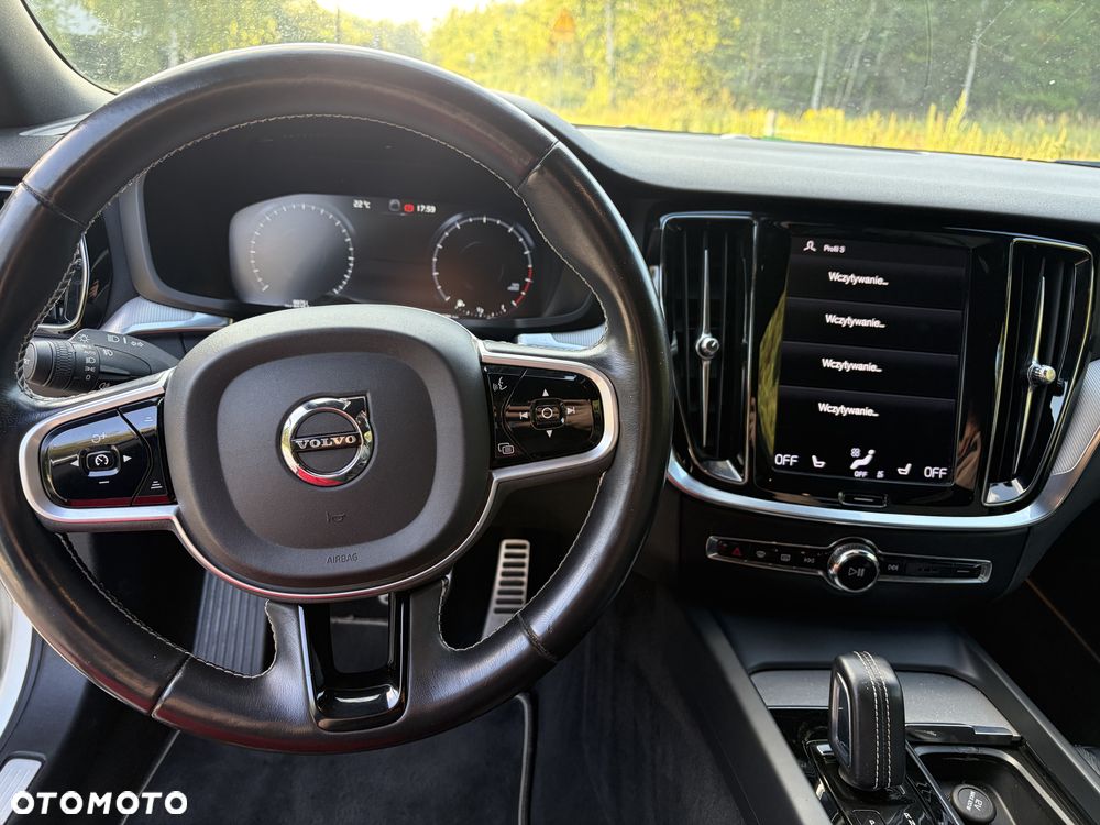 Volvo S60 B4 B R-Design - 14