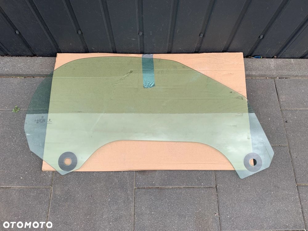 SZYBA BOCZNA DRZWI PRAWA PRZÓD BMW Z4 G29 2019 ROK ORYGINAŁ