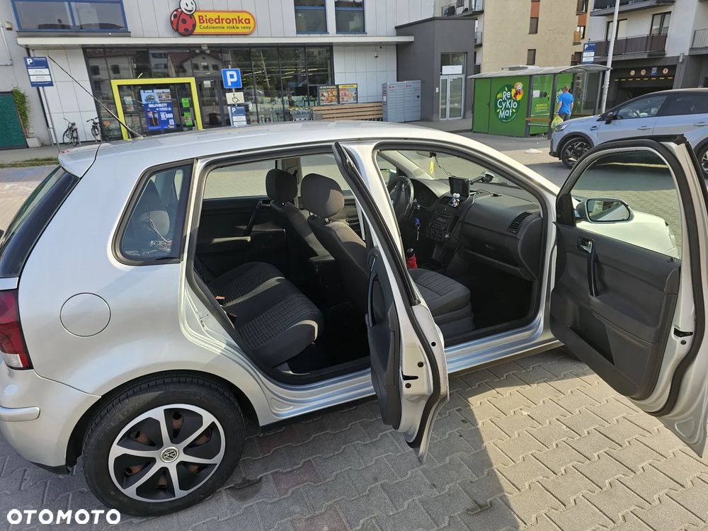 Volkswagen Polo 1.4 Comfortline - 19