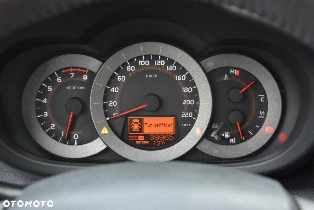 Toyota RAV4 2.0 VVT-i Sol - 22