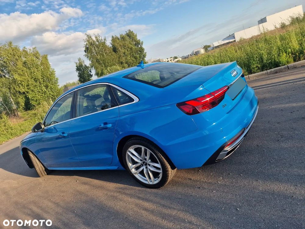 Audi A4 - 4