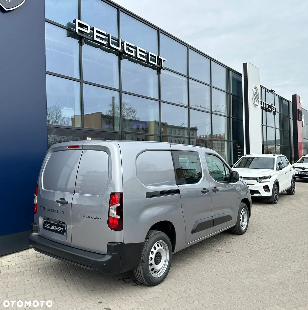 Peugeot Partner Furgon Załogowy XL Diesel 100KM Manual - 23