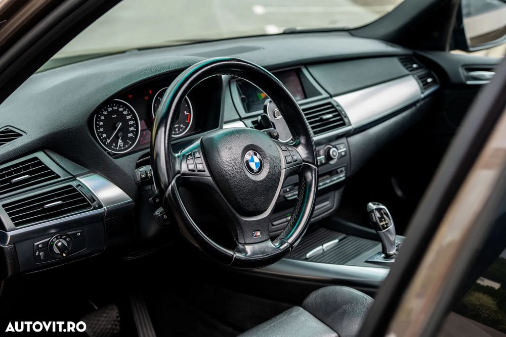 BMW X5 xDrive30d - 16