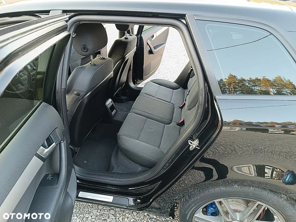 Audi A3 Sportback 1.6 TDI DPF Attraction S tronic - 11