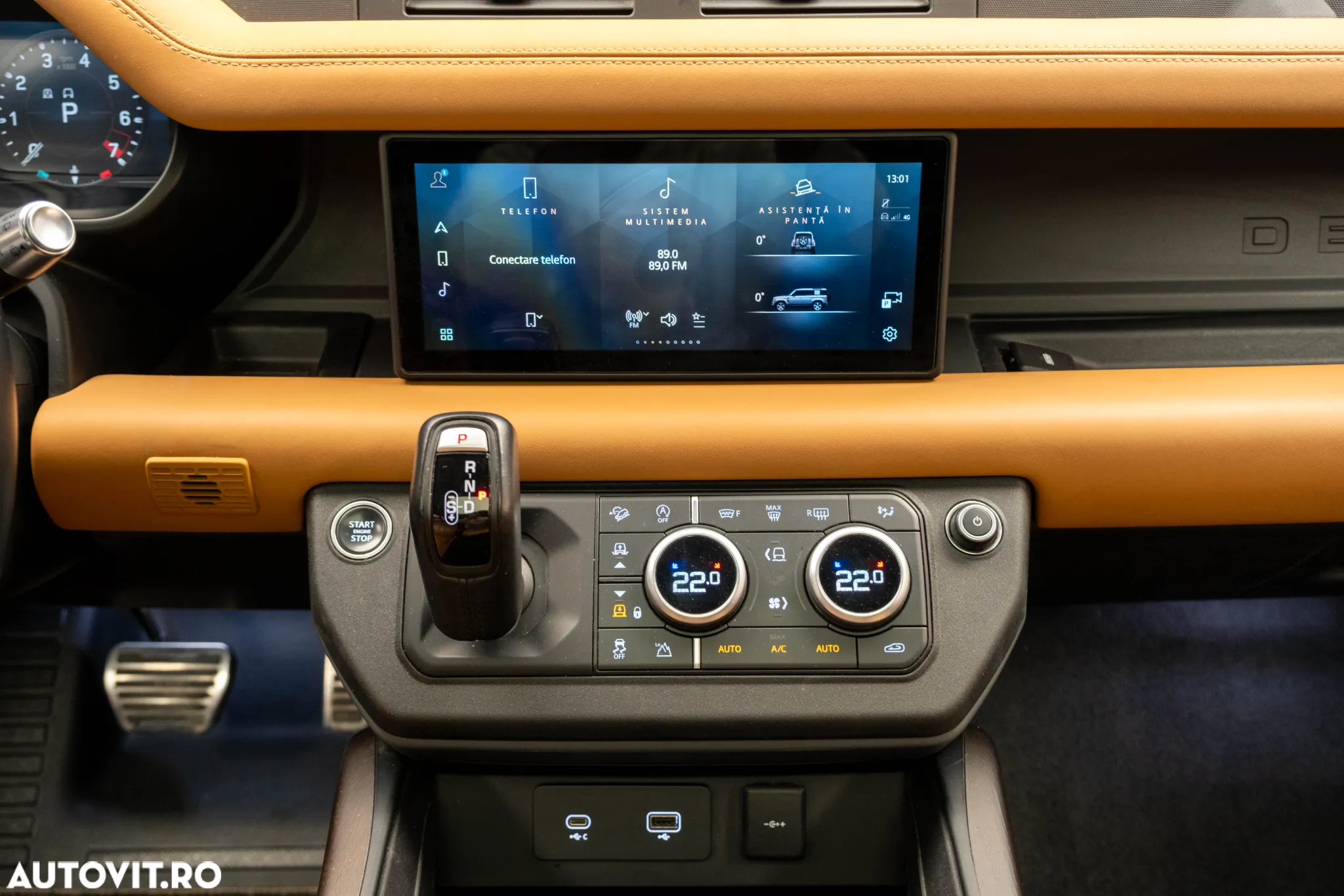 Land Rover Defender 110 3.0P 400 MHEV - 28