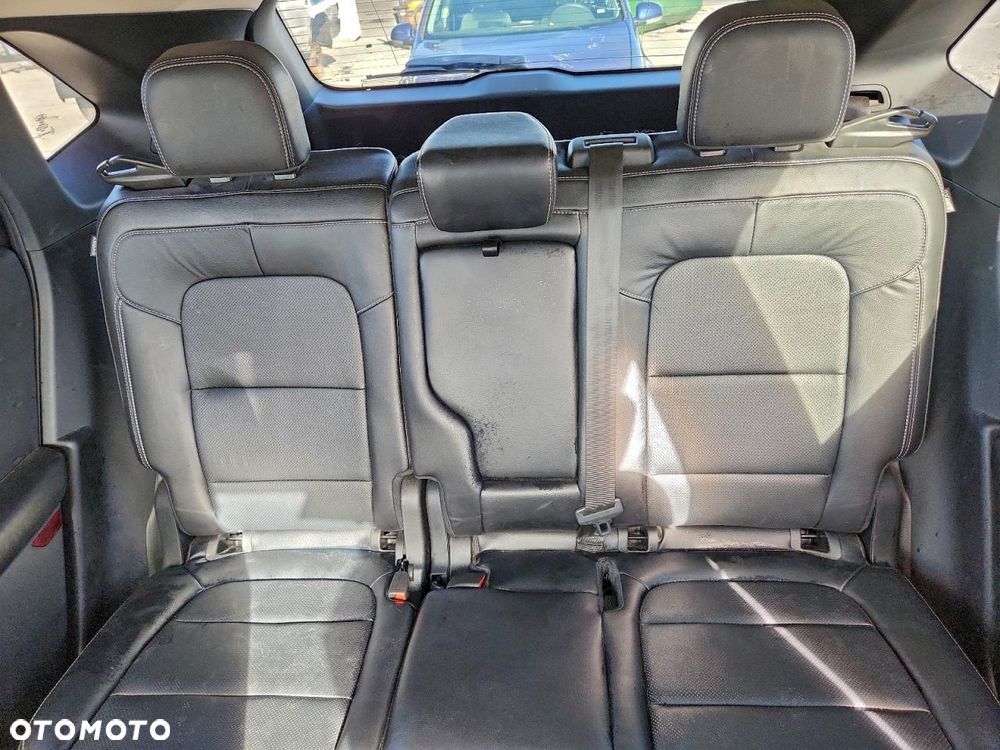 Ford Kuga 2.0 EcoBoost 4x4 Titanium - 9