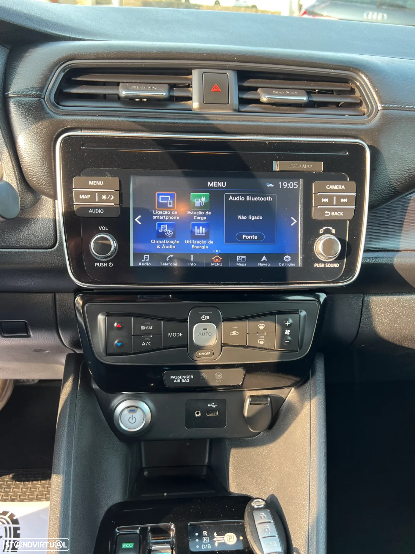 Nissan Leaf N-Connecta - 21
