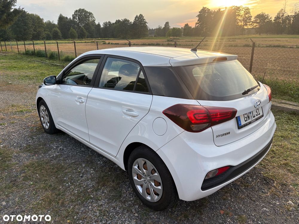 Hyundai i20 1.2 BlueDrive Classic + - 12
