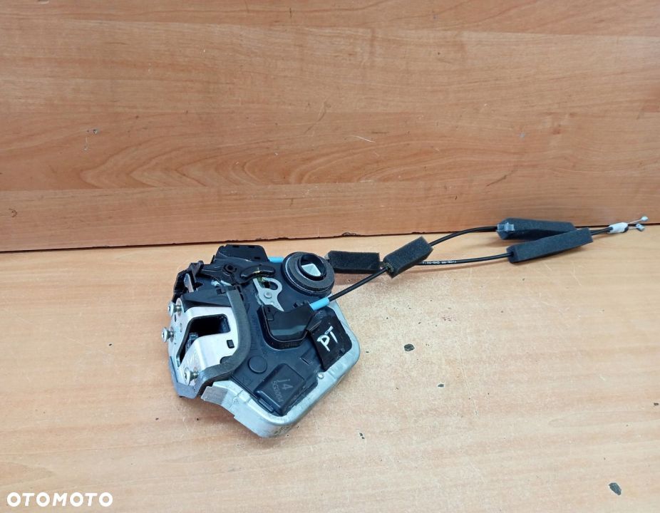 ZAMEK DRZWI PRAWY TYŁ HONDA CIVIC IX 6 PIN HB - 1