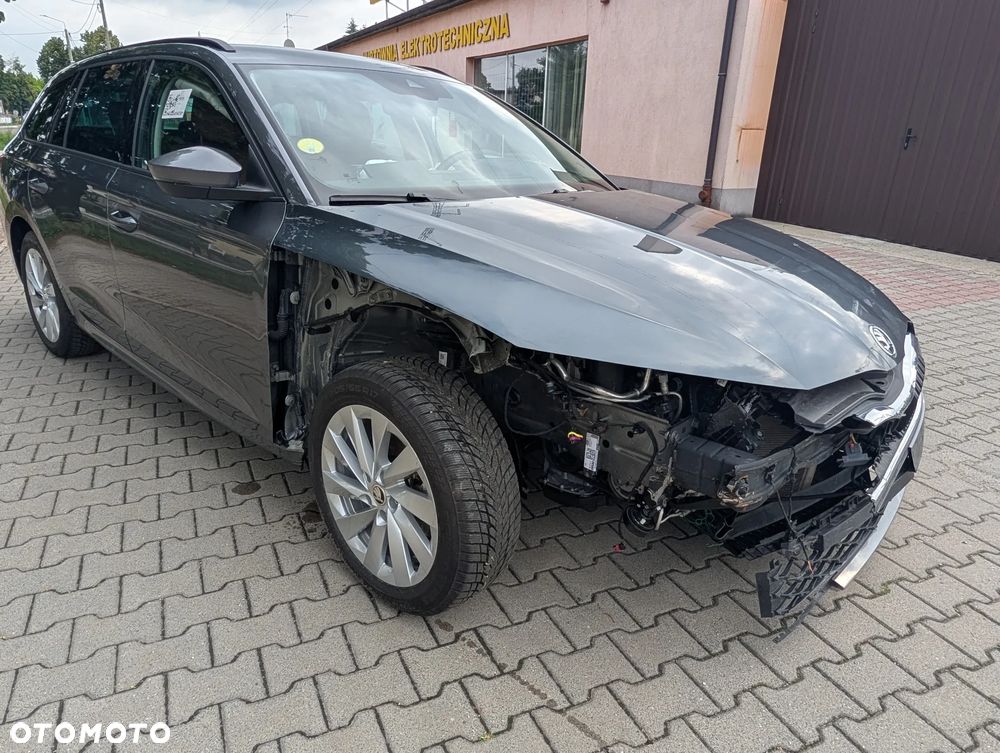 Skoda Octavia 2.0 TDI DSG Exclusive - 5