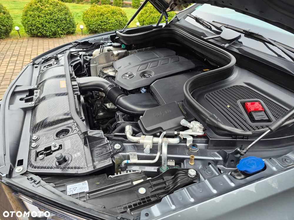 Mercedes-Benz GLE 350 e 4Matic 9G-TRONIC AMG Line - 29