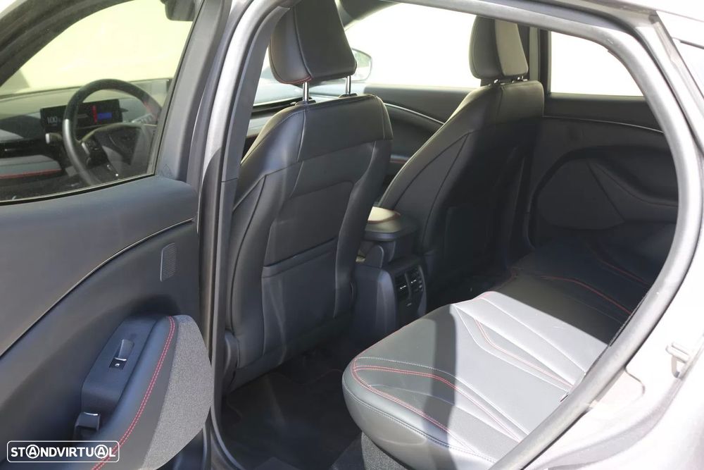 Ford Mustang Mach-E Premium AWD - 16