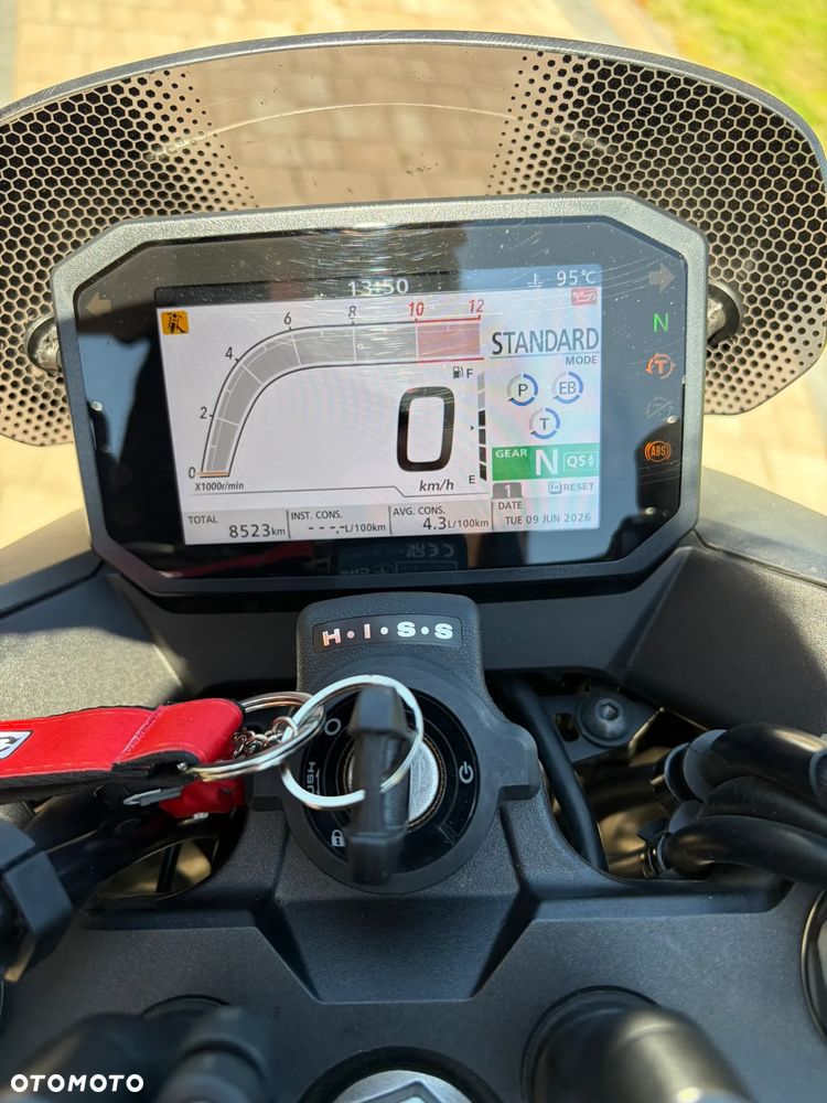 Honda Hornet - 7