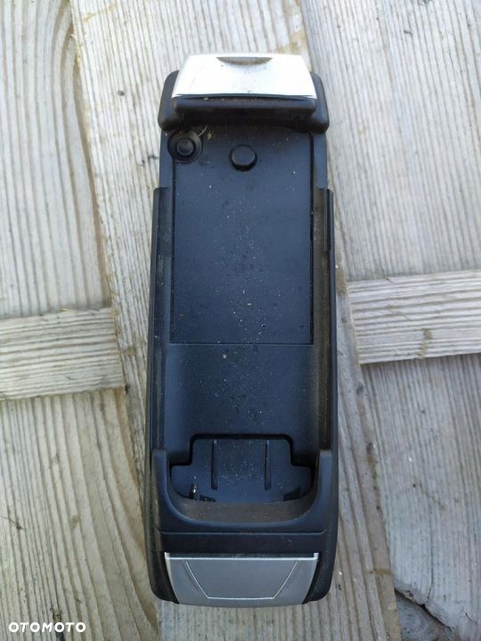 MERCEDES UCHWYT TELEFONU UHI A2128200351 6303i - 1