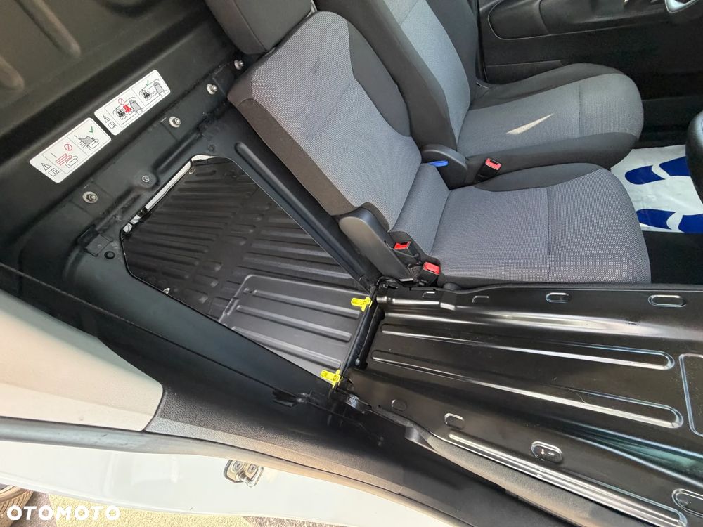 Citroën BERLINGO - 16