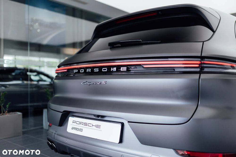 Porsche Cayenne S E-Hybrid PHEV - 17