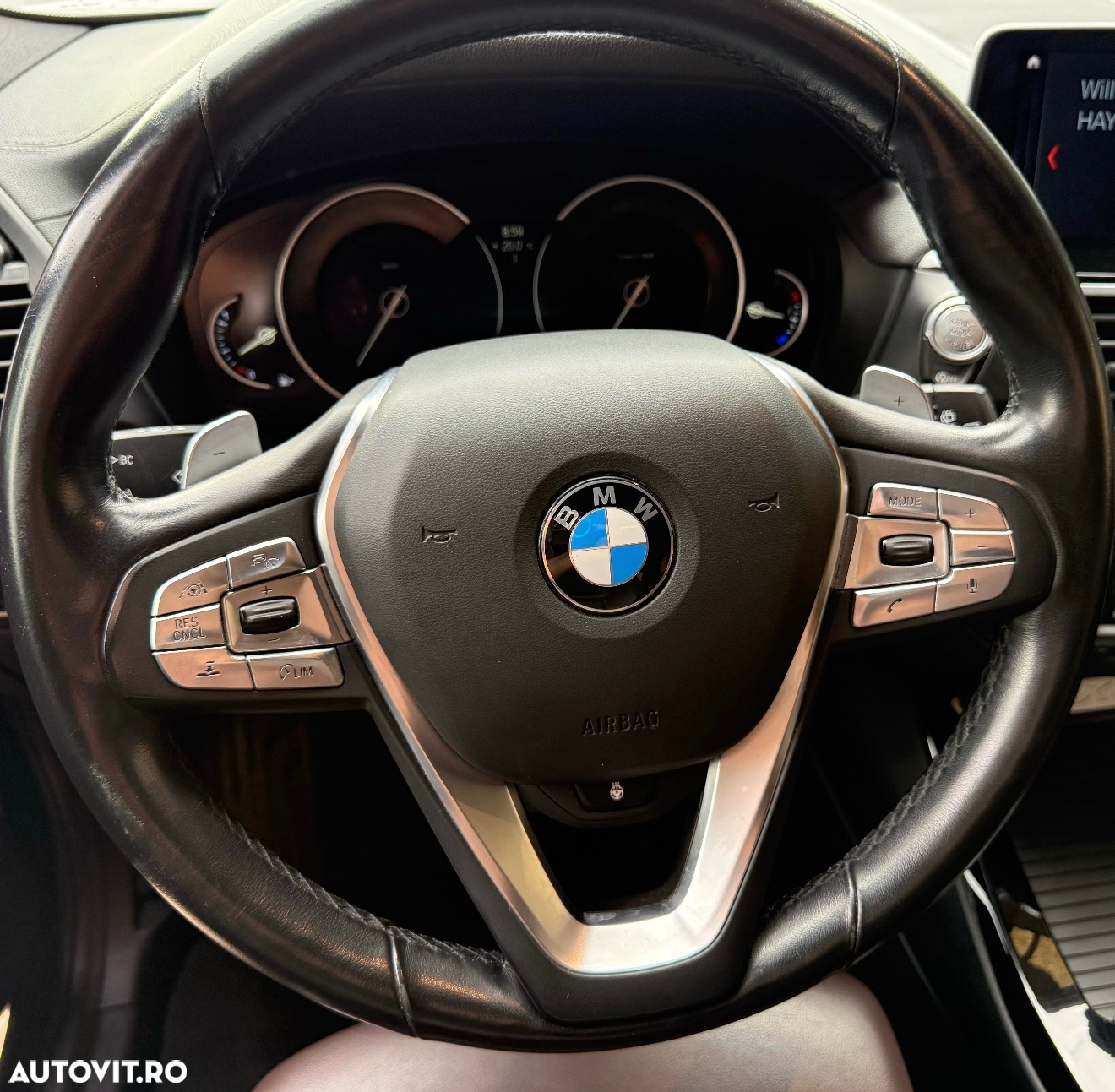BMW X3 xDrive20i AT Luxury Line - 16